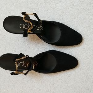Comfortable black leather sliingback shoes size 7.